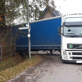 LKW-Bergung in einer Bauernschaft zwischen Heiden und Raesfeld - A M F Auto Mietfunk GmbH