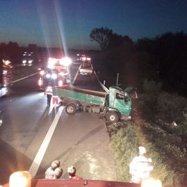 LKW Bergung A3 Hünxe - A M F Auto Mietfunk GmbH im Einsatz